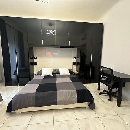 Isola Apartment ミラノ エクステリア 写真